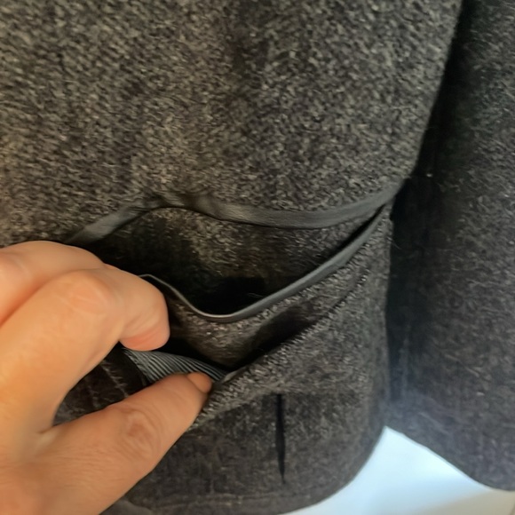Banana Republic Dark Gray Wool Blazer Jacket Size 6 - Picture 5 of 14